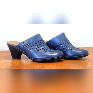 Clarks Shoes/Mules/Clogs Sz 7.5